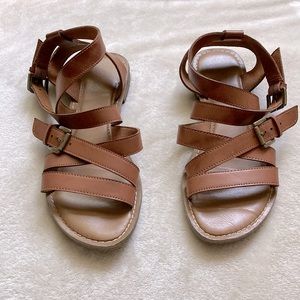 Crown Vintage flat sandal